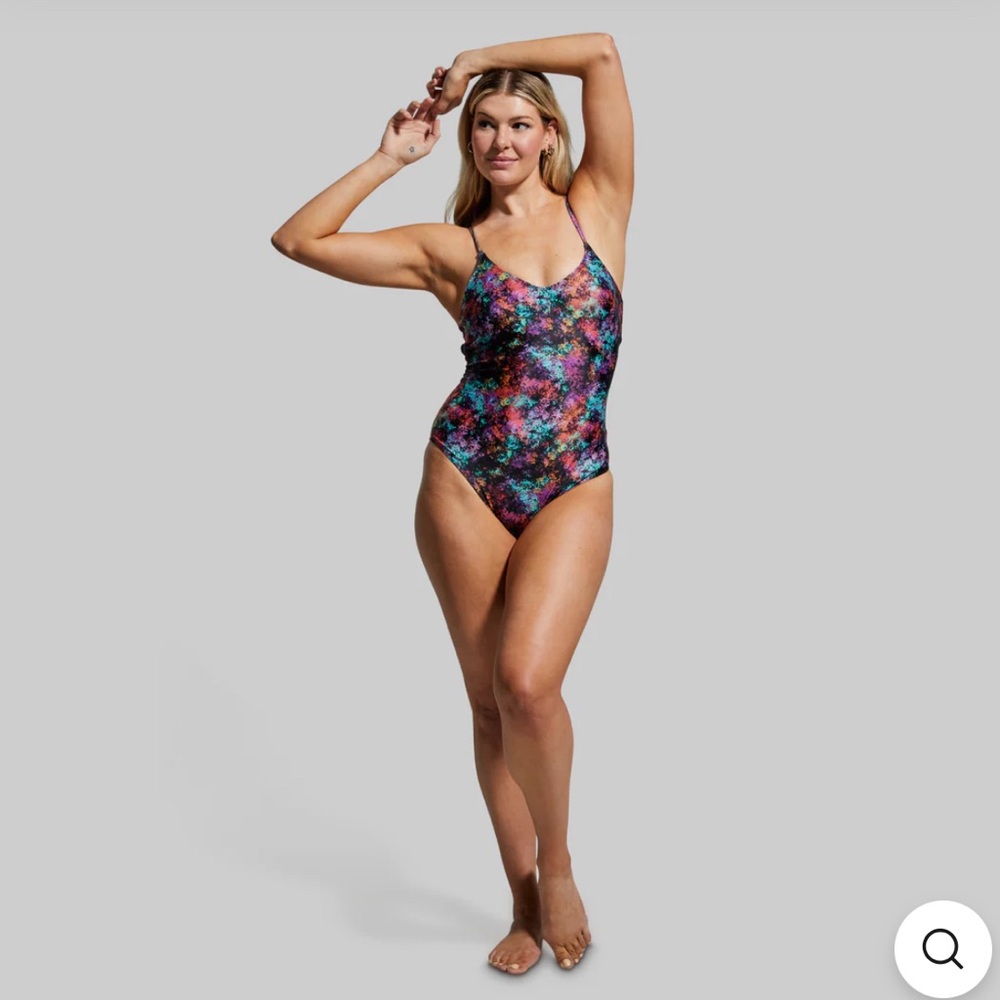 Women’s born primitive waterfall one piece